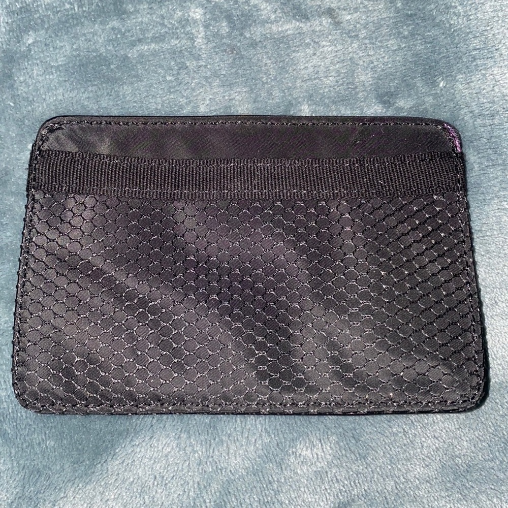 14th & Union Black Travel Wallet